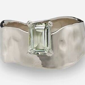 Lady Grey Wade Ring - silver with green amethyst